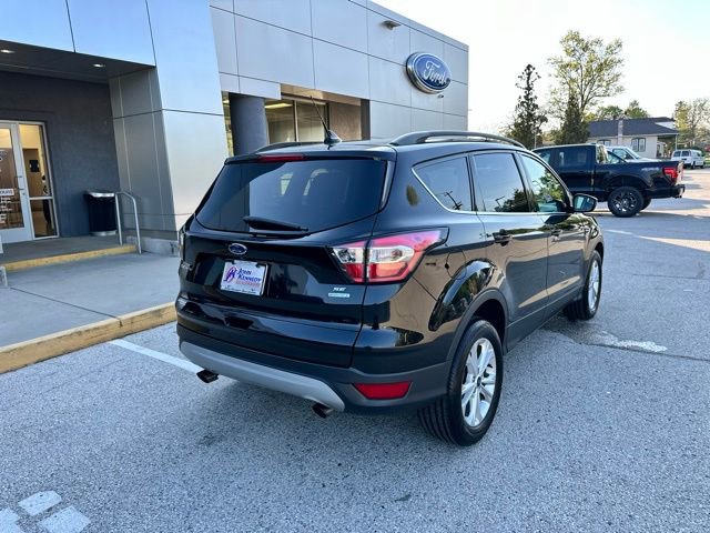 Certified 2018 Ford Escape SE w/ SE Sync 3 Package FWD image 18