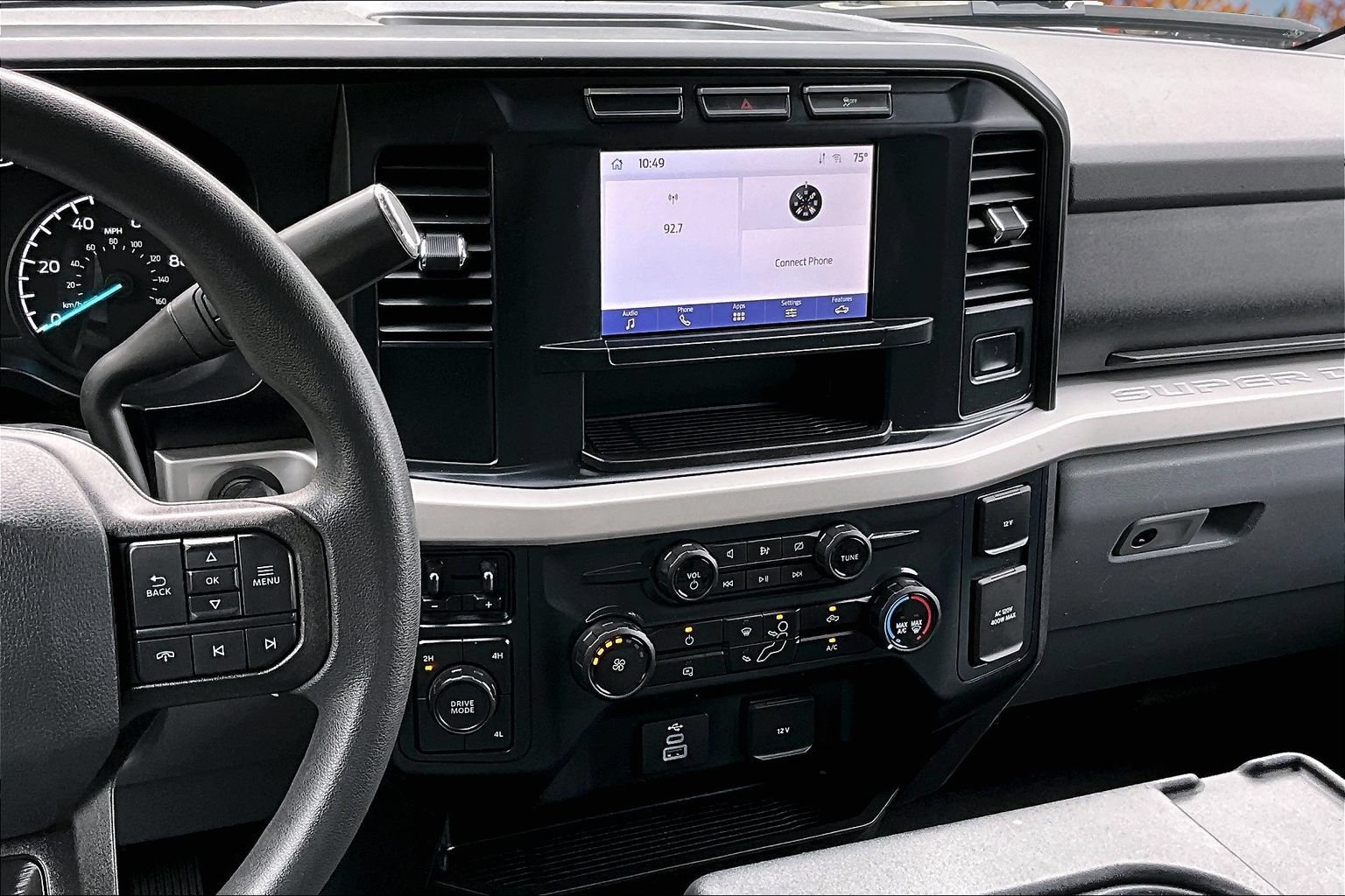 Certified 2023 Ford F250 XLT AWD/4WD image 7