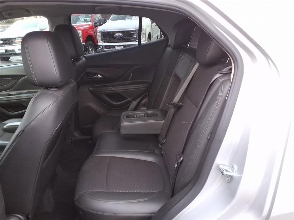 Used 2020 Buick Encore Preferred image 25