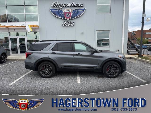 Certified 2025 Ford Explorer ST-Line w/ ST-Line Street Pack