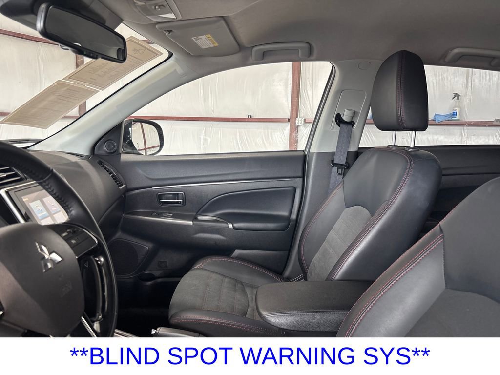 Used 2025 Mitsubishi Outlander Sport SE AWD/4WD image 11