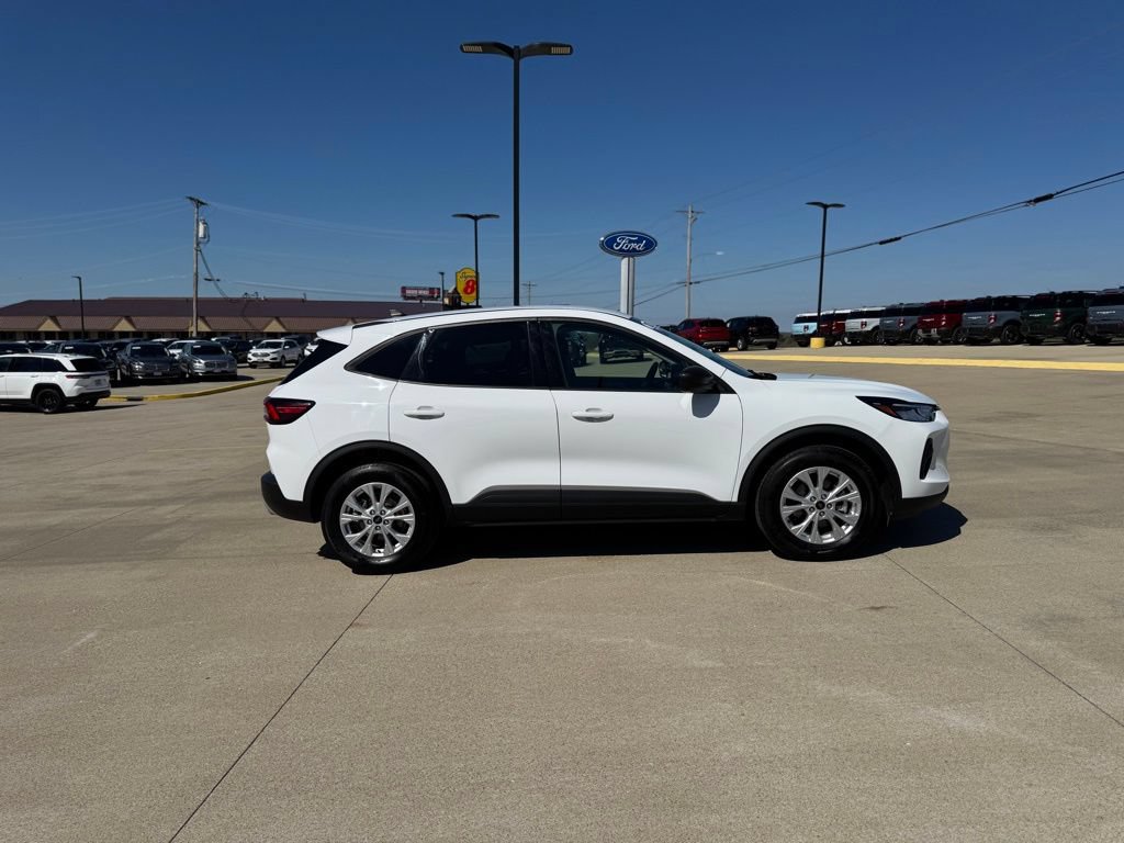 Certified 2025 Ford Escape Active AWD/4WD image 4