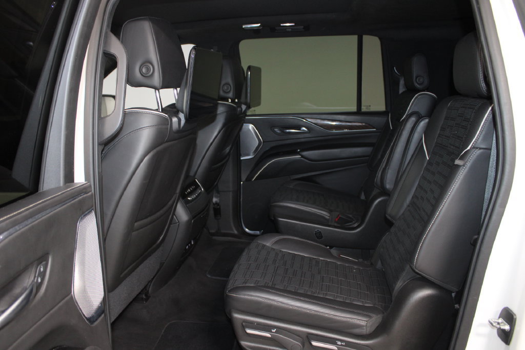 Used 2021 Cadillac Escalade ESV Sport Platinum AWD/4WD image 26