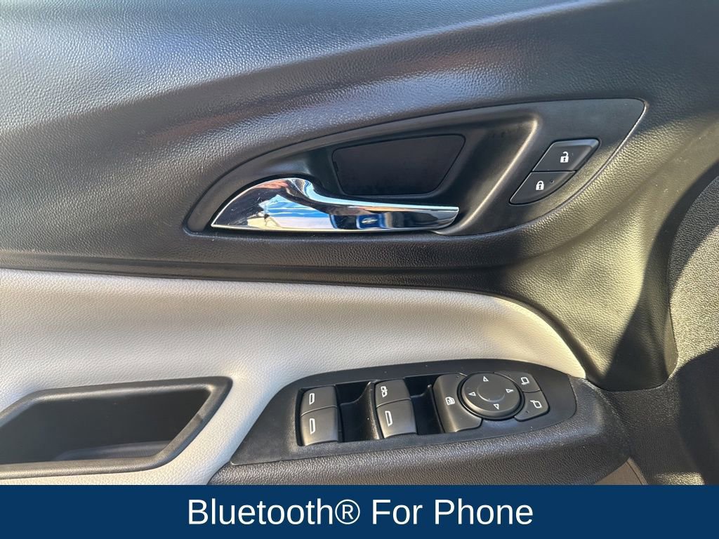 Used 2019 Chevrolet Equinox LS image 10