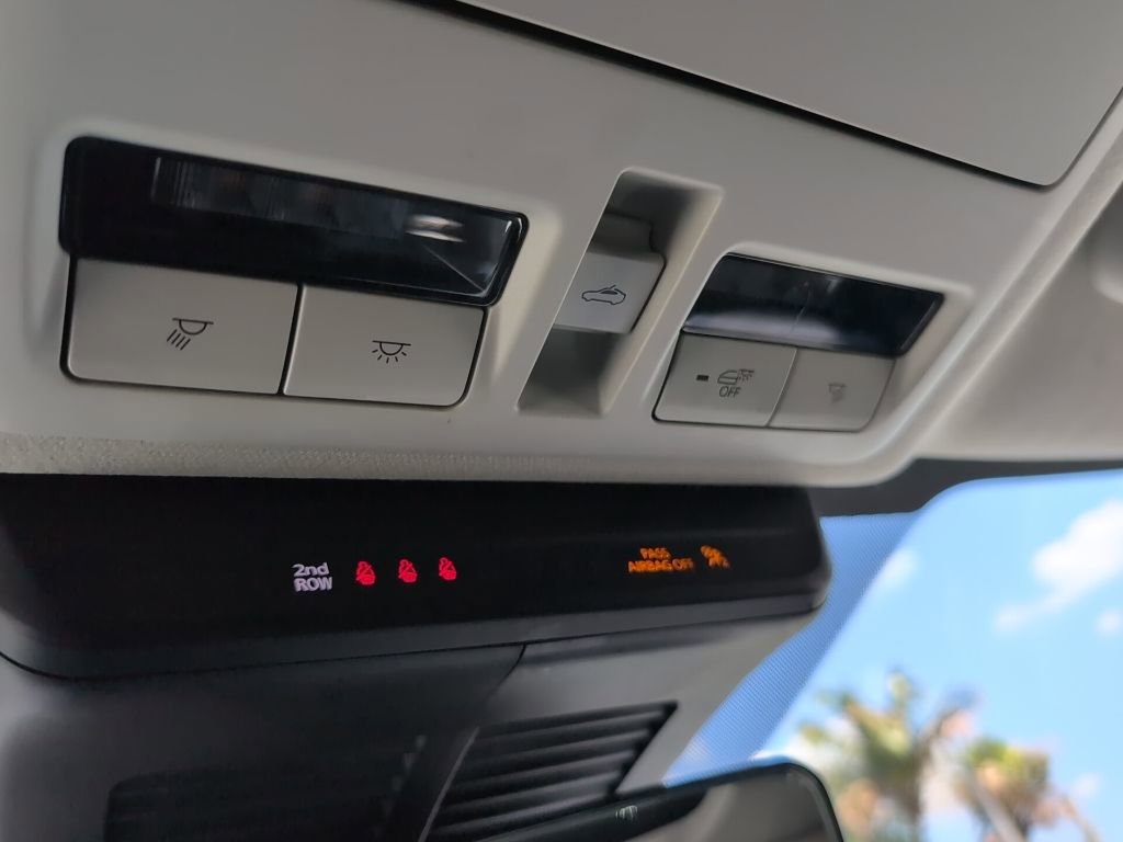 Used 2025 MAZDA CX-30 AWD 2.5 S w/ Preferred Package image 21