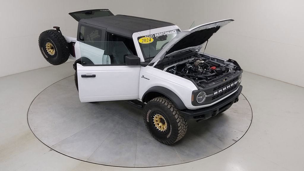 Certified 2024 Ford Bronco Black Diamond AWD/4WD image 46