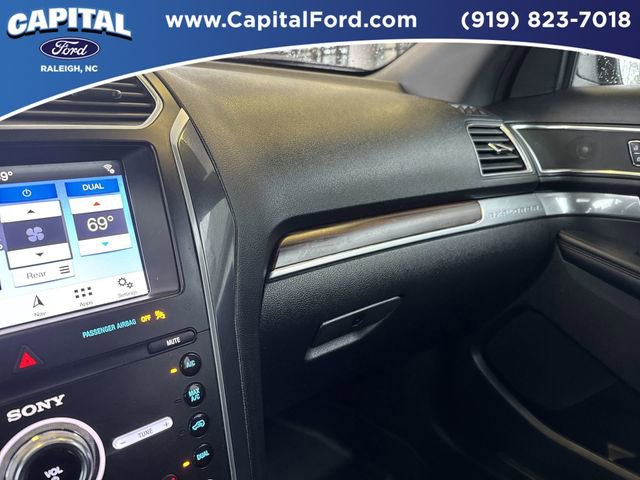 Certified 2019 Ford Explorer Limited w/ Ford Safe & Smart Package image 30