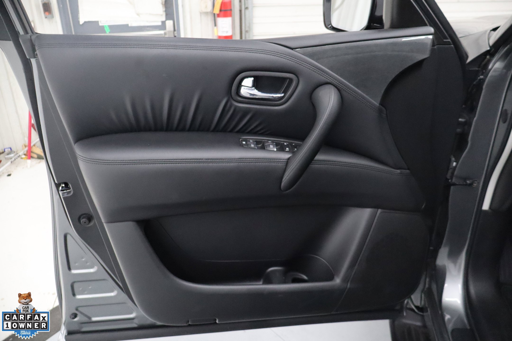 Used 2024 Nissan Armada SV w/ Cargo Package AWD/4WD image 14