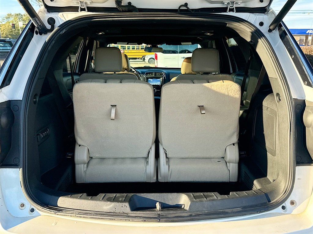 Certified 2017 Ford Explorer Limited w/ Equipment Group 301A image 16