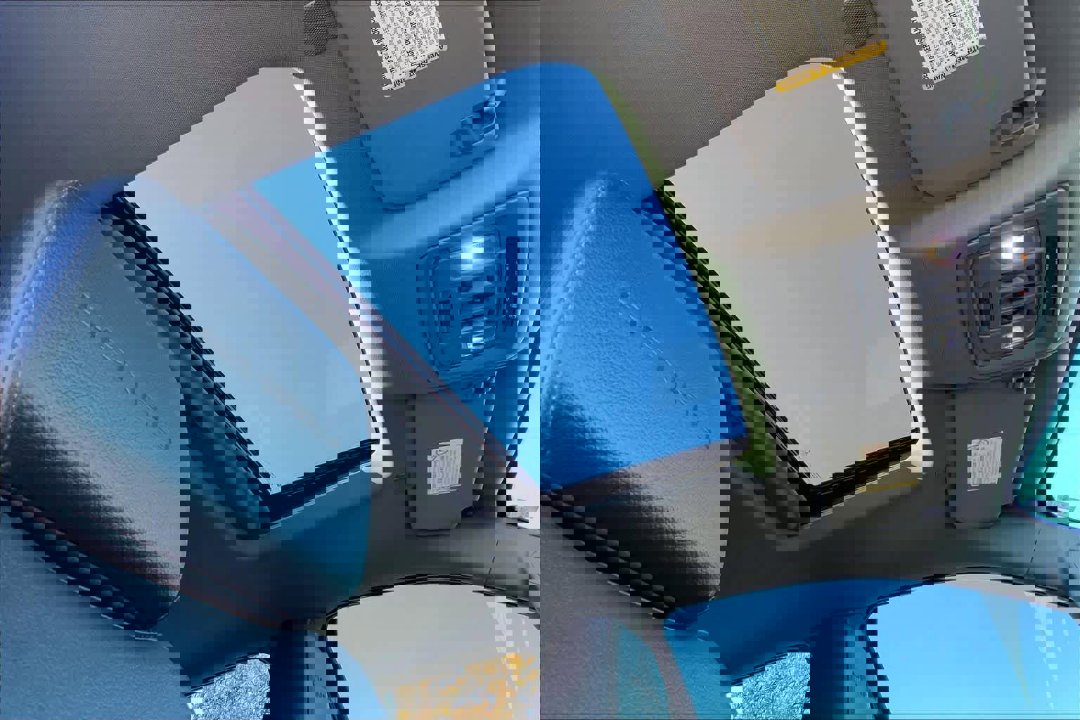 Used 2022 GMC Sierra 2500 Denali w/ Denali Black Diamond Edition image 13