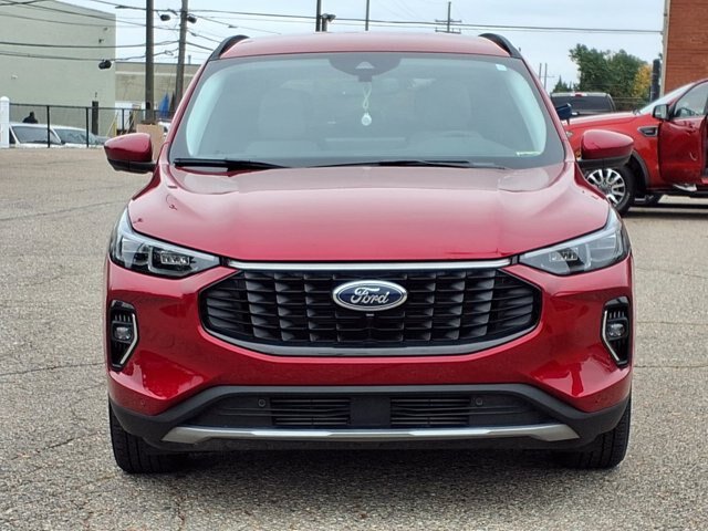 Certified 2023 Ford Escape Platinum AWD/4WD image 24