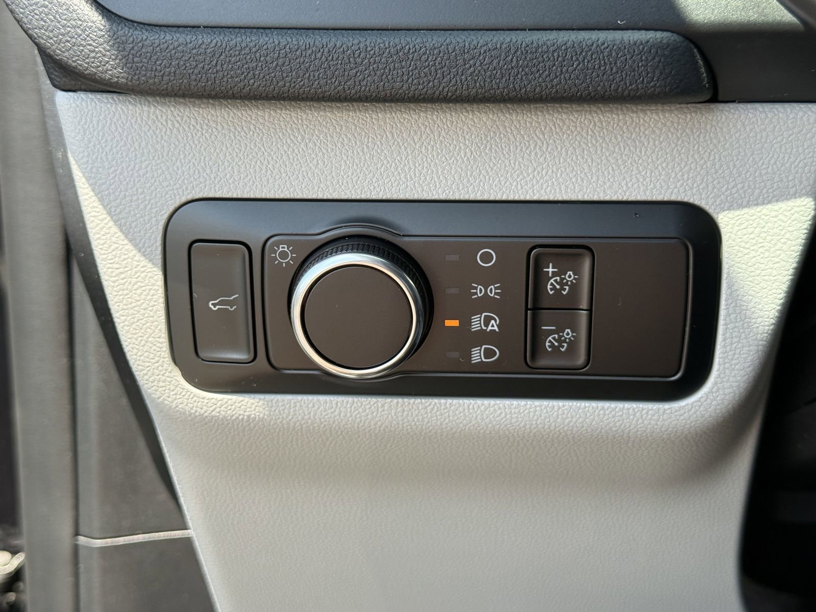 Certified 2024 Ford Escape Active FWD image 25