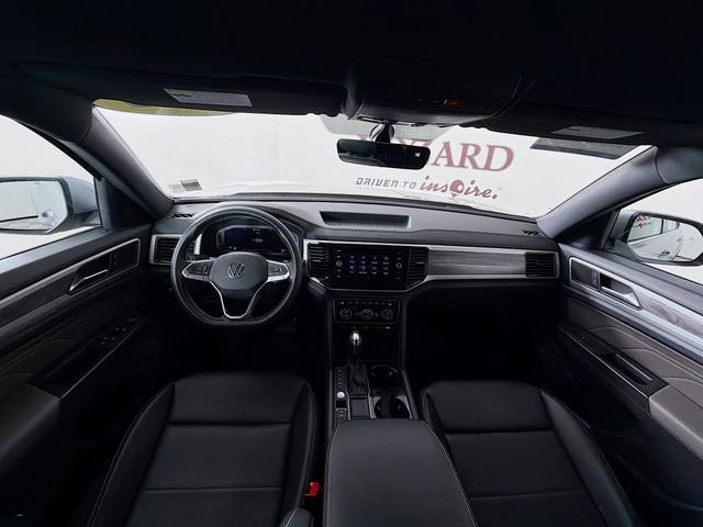 Used 2022 Volkswagen Atlas Cross Sport SE FWD image 29