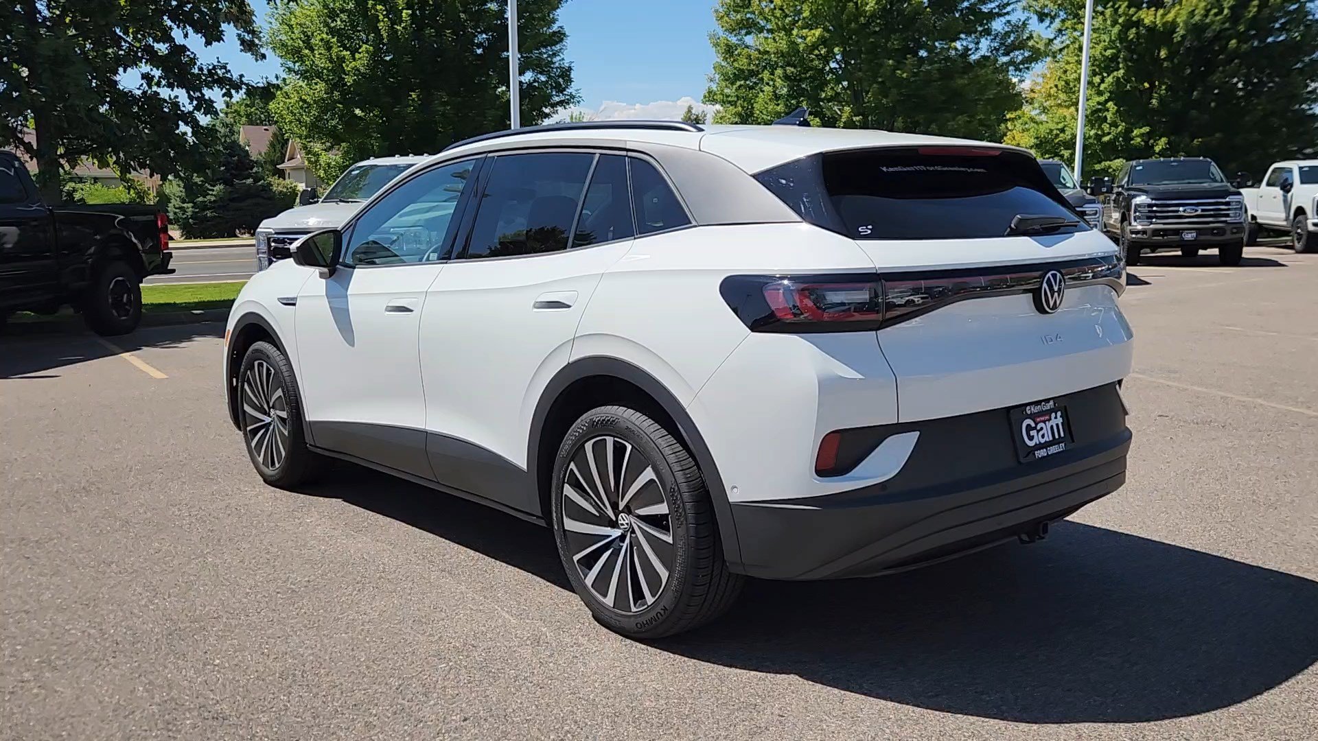 Used 2024 Volkswagen ID.4 Pro AWD/4WD image 19