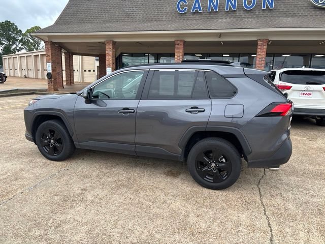 Used 2025 Toyota RAV4 XLE FWD image 3