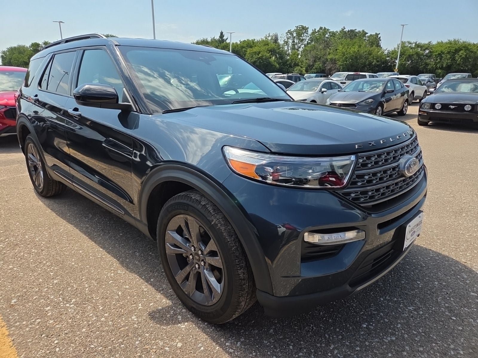 Certified 2024 Ford Explorer XLT w/ Equipment Group 202A AWD/4WD image 15