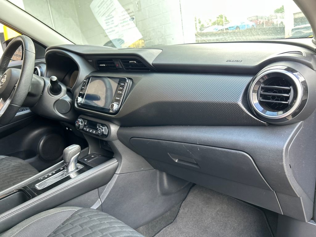 Used 2021 Nissan Kicks SV FWD image 14