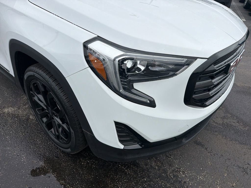 Used 2021 GMC Terrain SLE w/ Driver Convenience Package FWD image 16