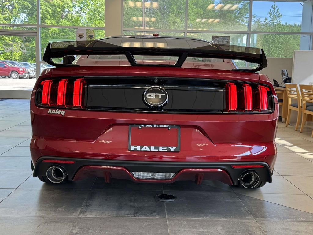 Certified 2017 Ford Mustang GT Premium RWD image 2