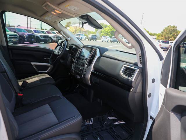 Used 2021 Nissan Titan SV AWD/4WD image 26