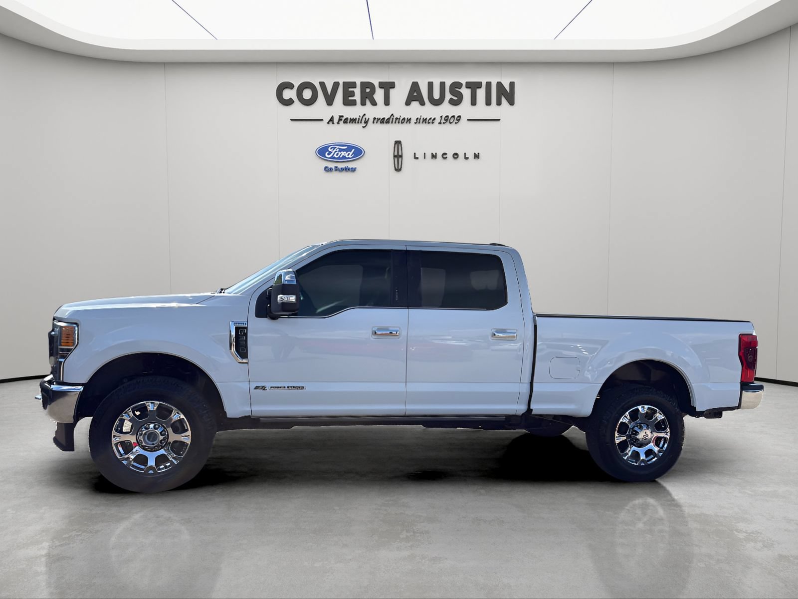 Certified 2022 Ford F350 King Ranch w/ King Ranch Ultimate Package AWD/4WD image 2