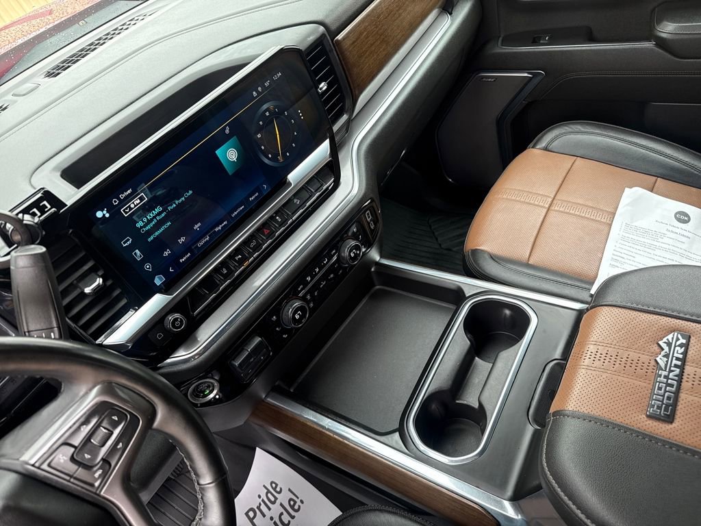 Used 2024 Chevrolet Silverado 2500 High Country image 17