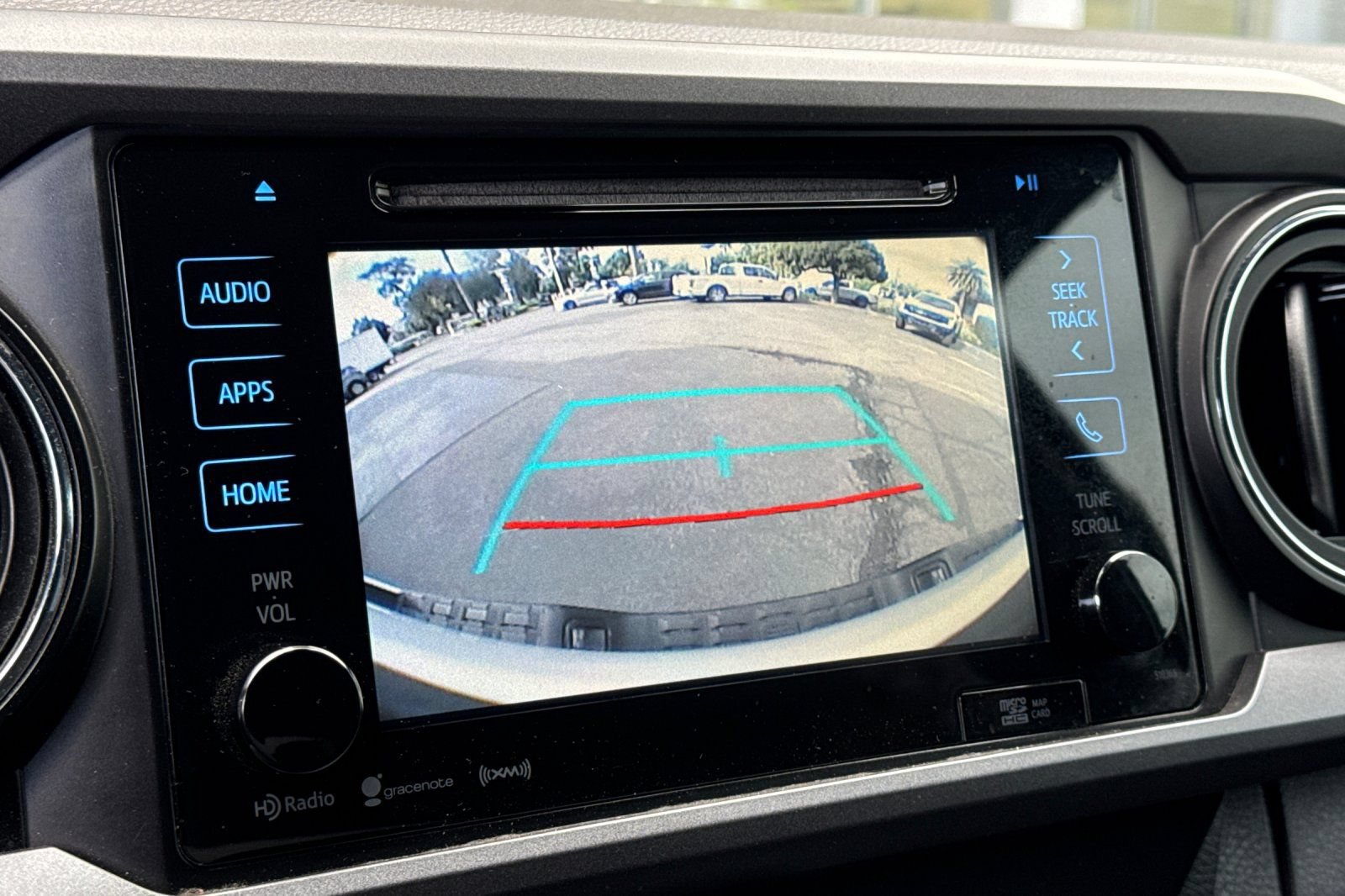Used 2019 Toyota Tacoma TRD Off-Road w/ Technology Package RWD image 20