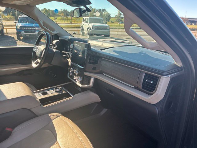 Certified 2024 Ford Expedition Limited RWD image 58