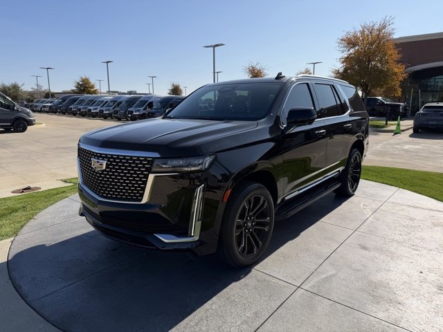 Used 2021 Cadillac Escalade Luxury image 3