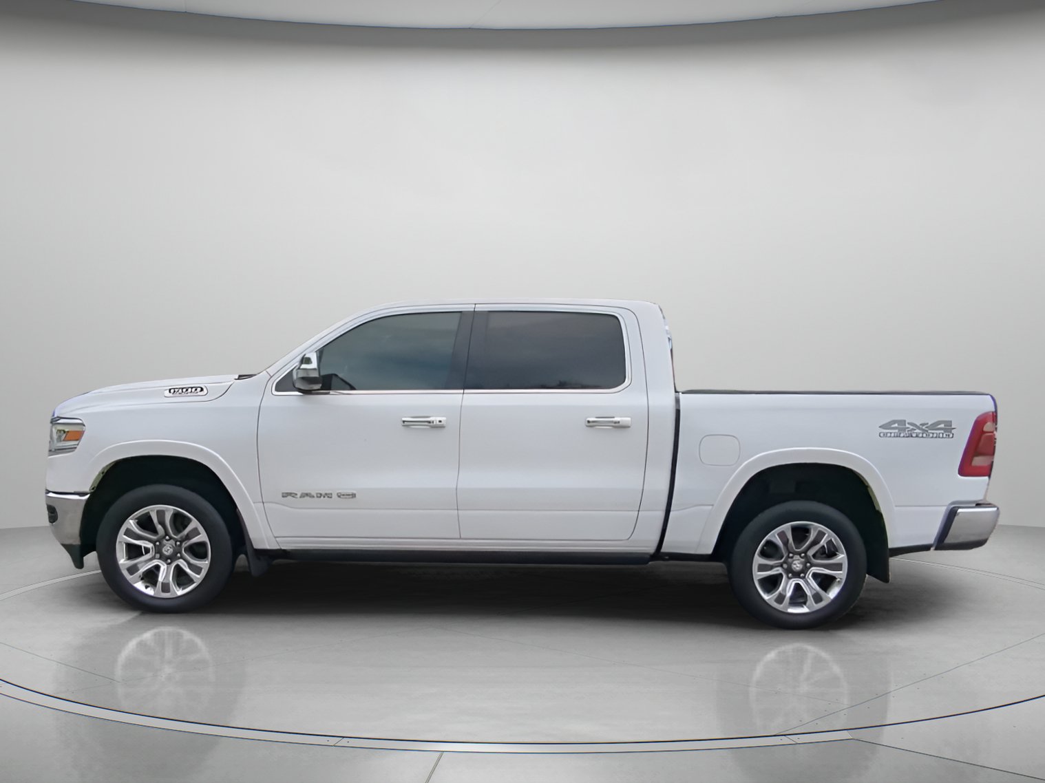 Used 2021 RAM 1500 Limited AWD/4WD image 15