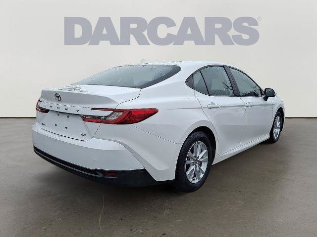 Used 2025 Toyota Camry LE FWD image 6
