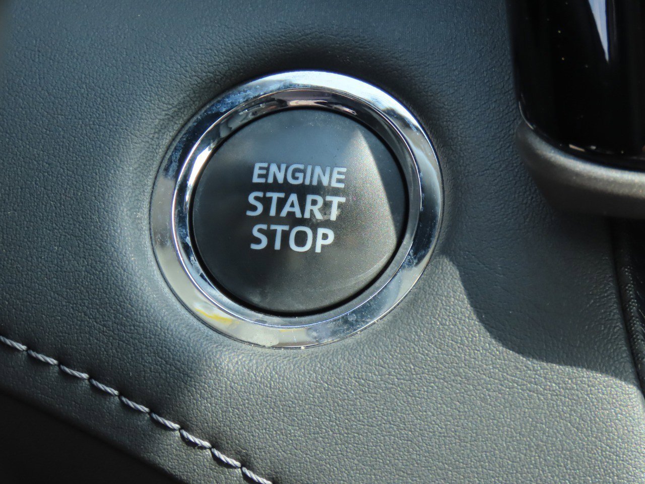 Used 2023 Toyota Highlander XLE FWD image 29