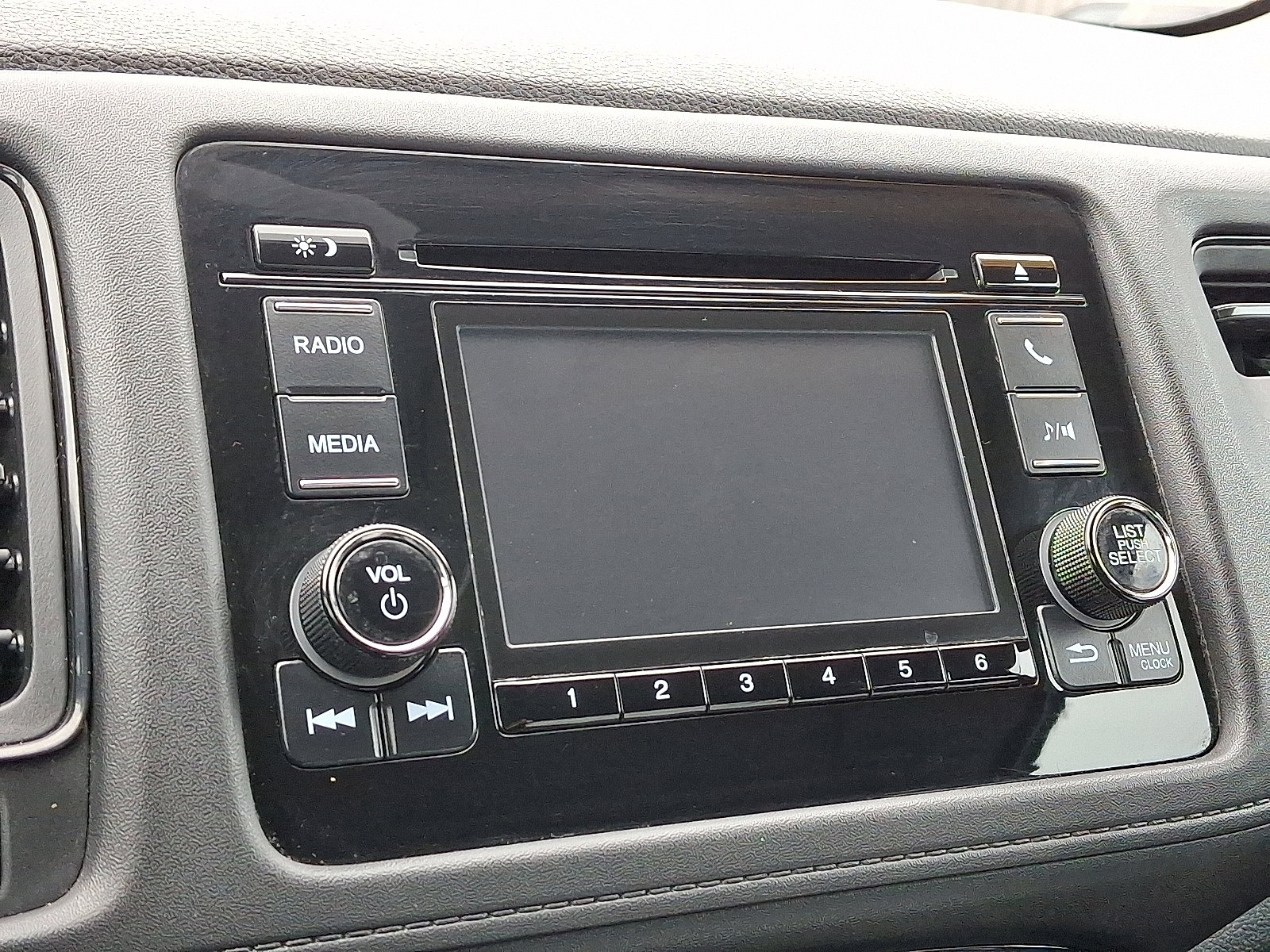 Used 2021 Honda HR-V LX image 22