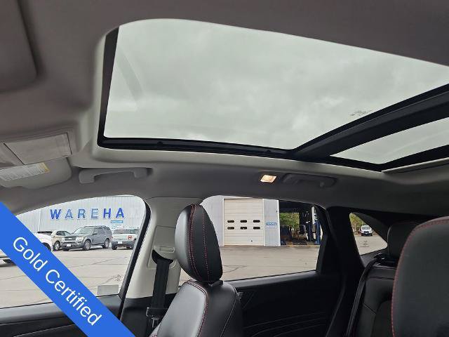 Certified 2022 Ford Escape SEL w/ SEL Stealth AWD Package image 9