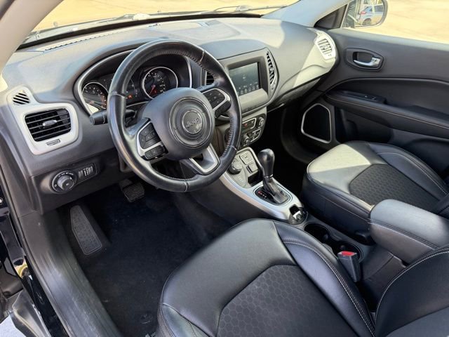 Used 2019 Jeep Compass Latitude image 11