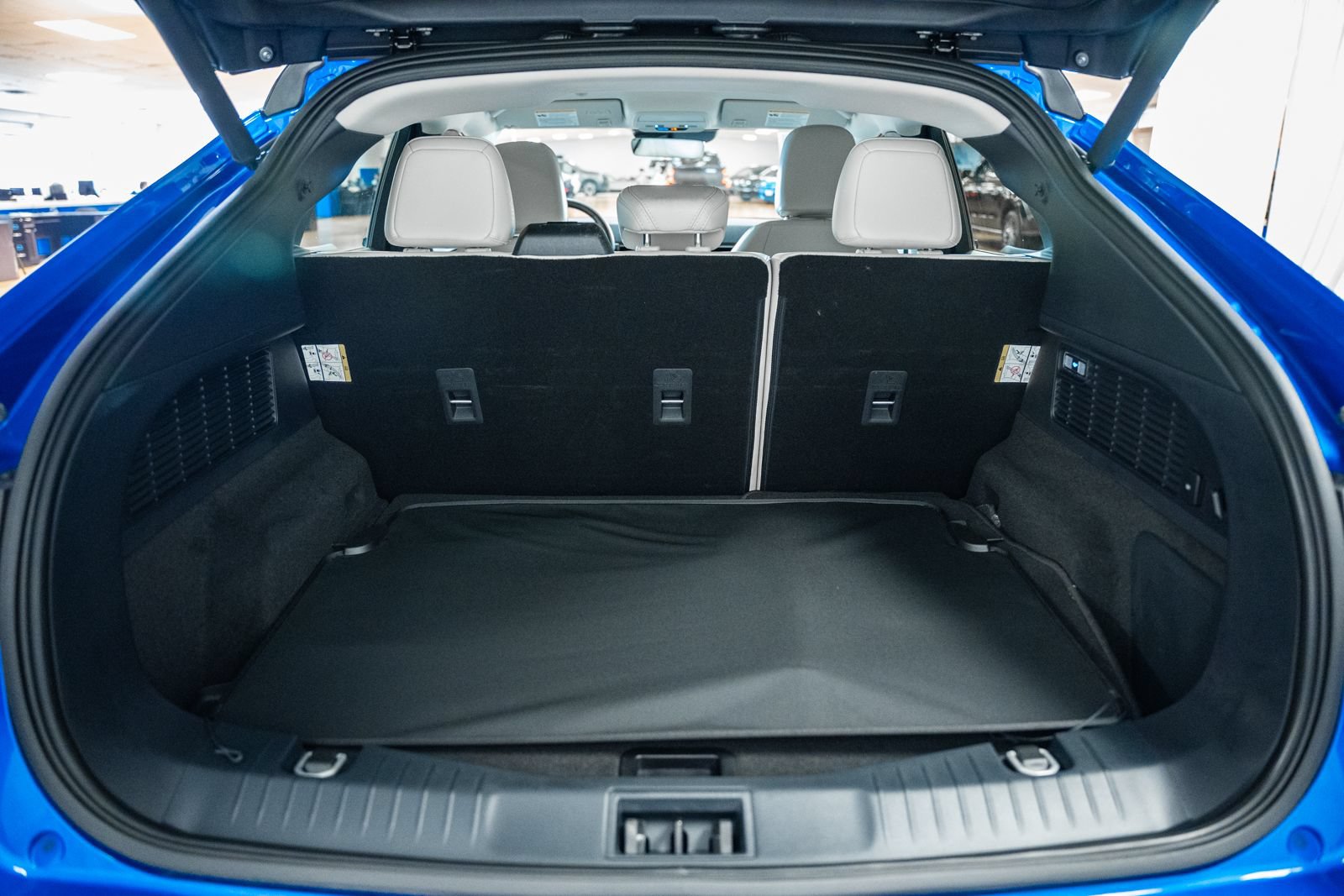 Certified 2025 Ford Mustang Mach-E Premium AWD/4WD image 9