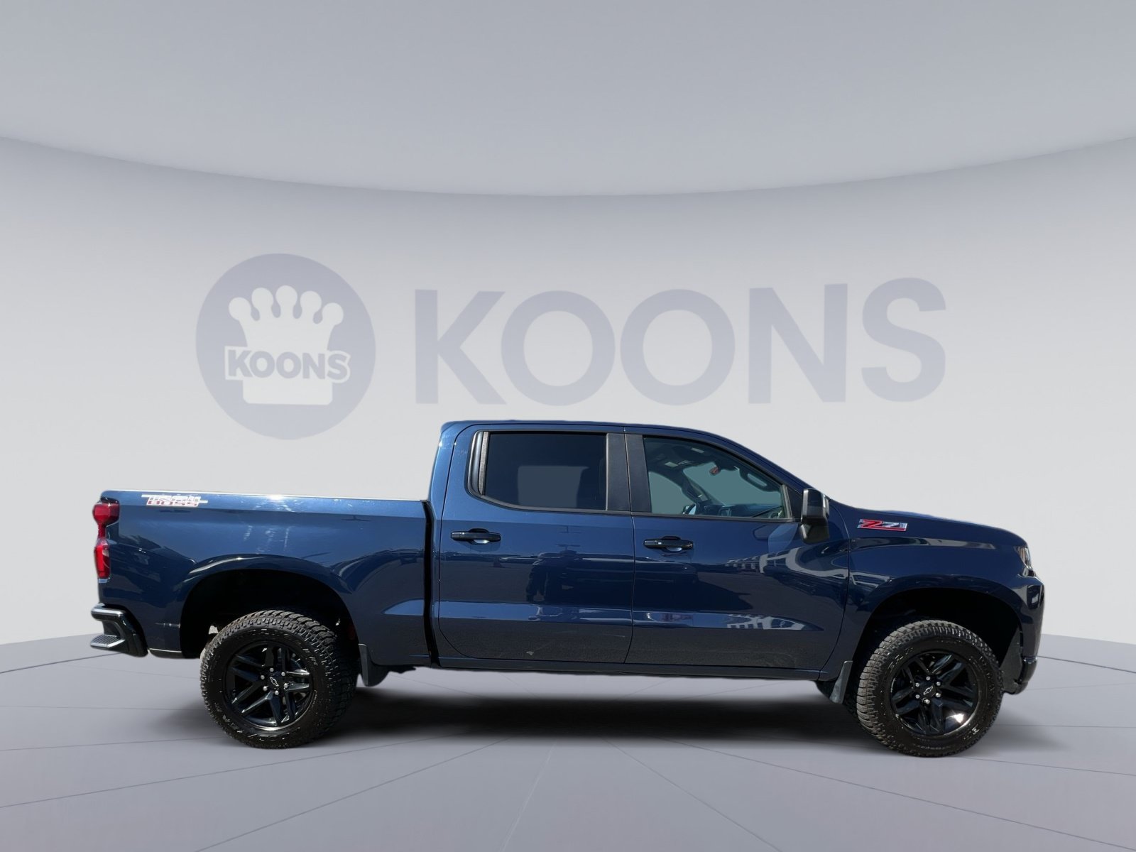 Used 2022 Chevrolet Silverado 1500 LT Trail Boss w/ Bed Protection Package AWD/4WD image 12