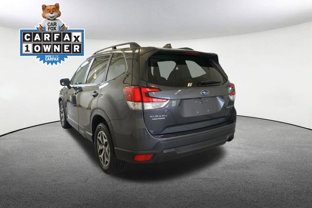Used 2021 Subaru Forester Premium image 2