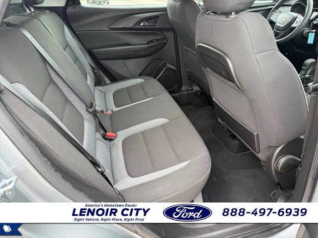 Used 2023 Chevrolet TrailBlazer LS FWD image 12