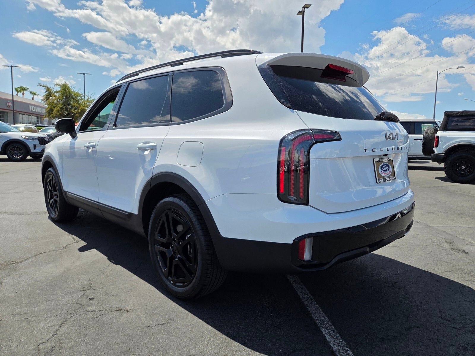 Used 2025 Kia Telluride EX X-Line AWD/4WD image 4