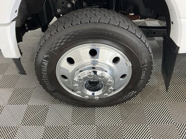 Certified 2025 Ford F450 Lariat w/ FX4 Off-Road Package image 32