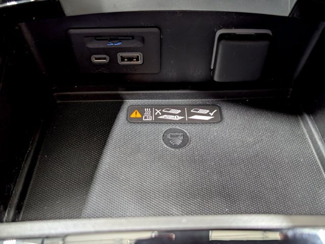 Used 2023 Buick Envision Avenir FWD image 8