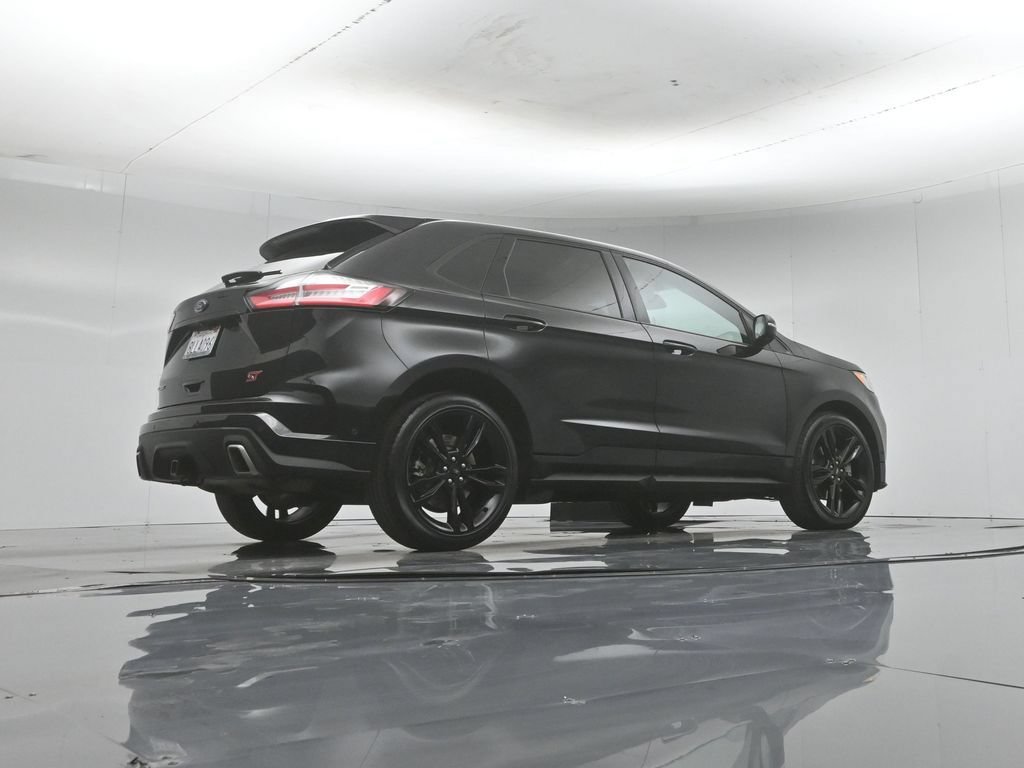 Certified 2019 Ford Edge ST w/ Equipment Group 401A AWD/4WD image 48