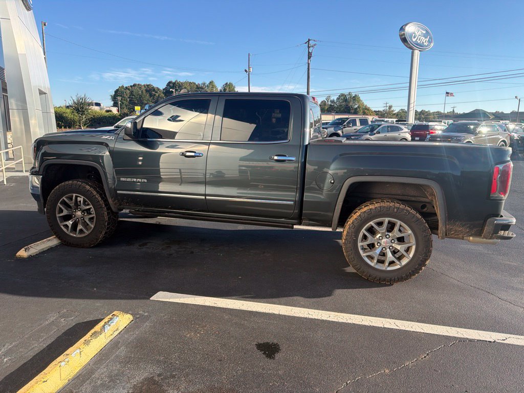 Used 2018 GMC Sierra 1500 SLT w/ SLT Premium Package AWD/4WD image 7