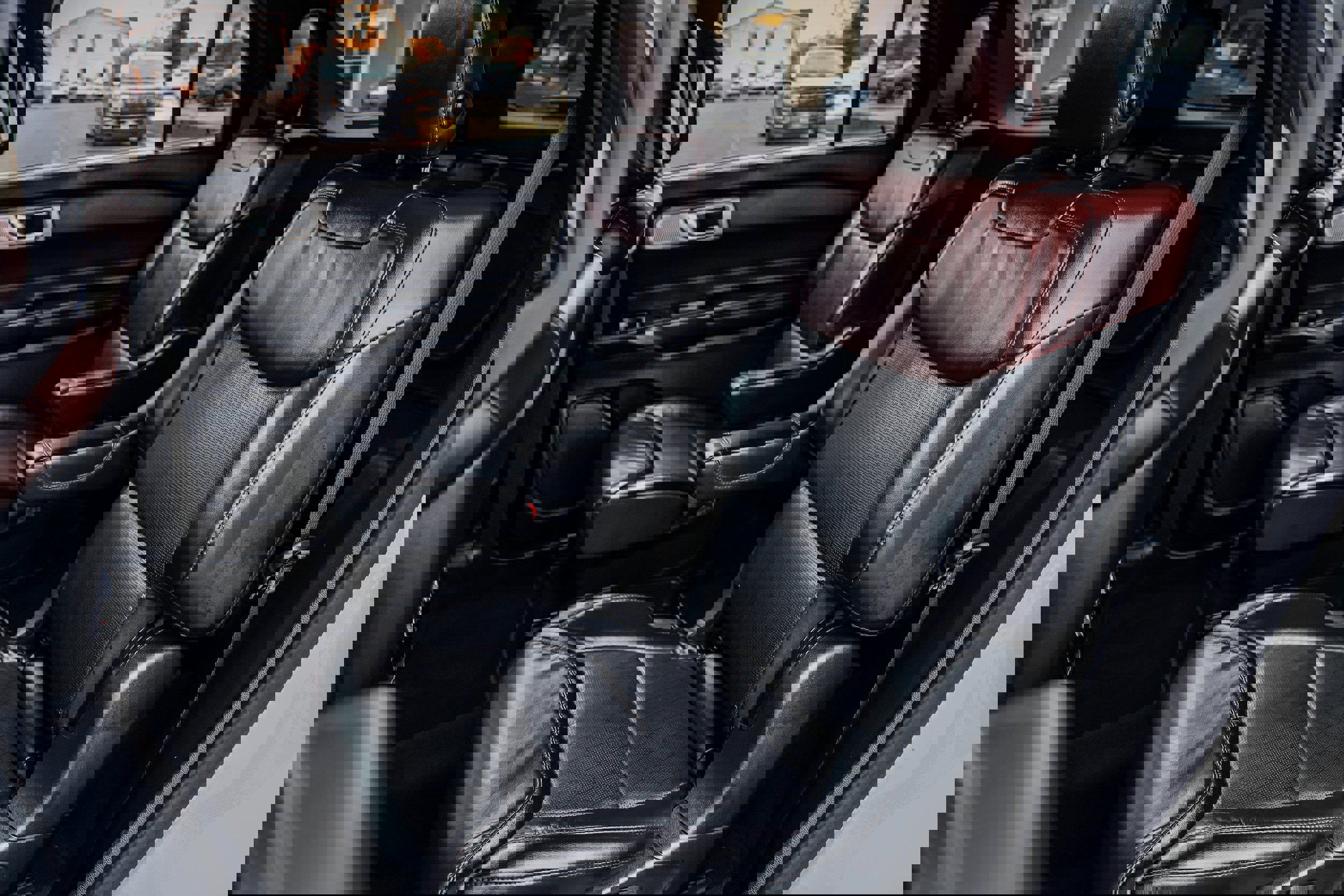 Certified 2020 Ford Explorer Platinum w/ Premium Technology Package image 7