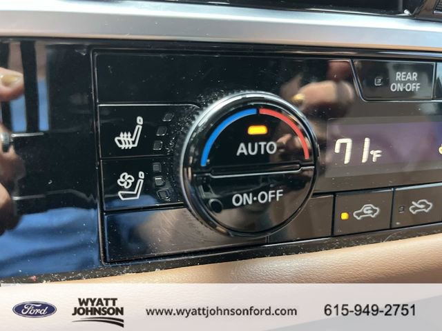 Used 2024 Nissan Pathfinder Platinum w/ Cargo Package image 37