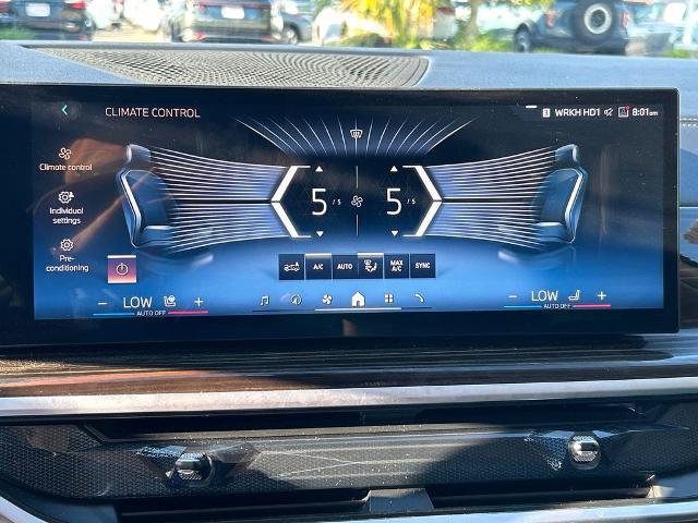 Used 2025 BMW X7 xDrive40i AWD/4WD image 19
