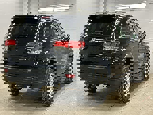 Used 2021 Jeep Grand Cherokee Laredo X image 32