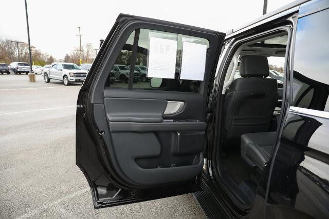 Certified 2025 Ford Expedition Max Active image 33