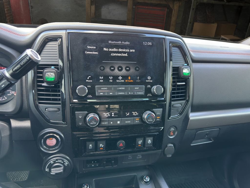 Used 2024 Nissan Titan PRO-4X w/ Pro-4x Convenience Package AWD/4WD image 18